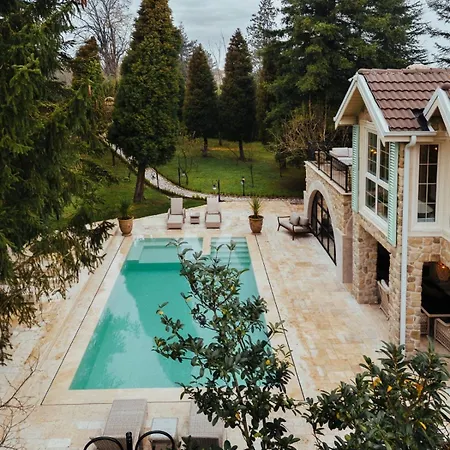 Deer Mansion Mountain * Kartepe