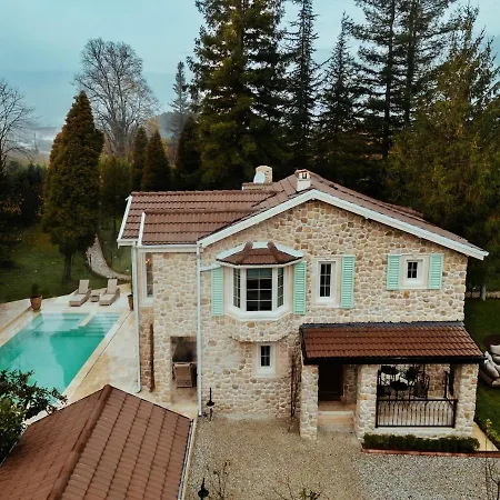 Deer Mansion Mountain Tatil Evi